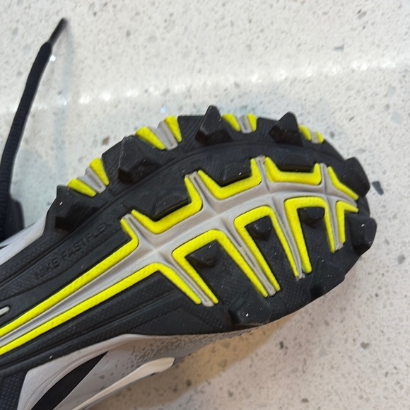 Nike Black and Gray baseball cleats size youth 13C - Picture 3 of 10